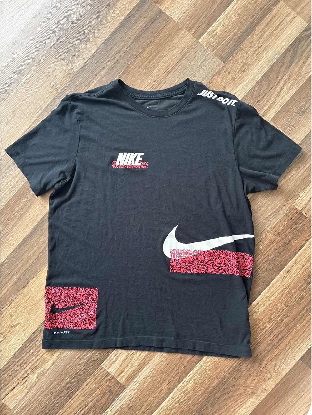 Nike Just Do It Swoosh Graphic Black T-Shirt Men’s Large